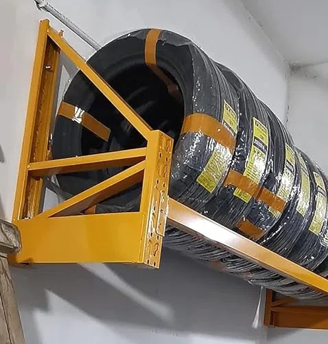 Rollendes Reifenregal, Reifenregal, Reifenregal für die Garage, Lagerregal aus Metall zur Wandmontage, Regal für mehrere Reifen mit Zubehör, Hochleistungs-Reifenregal, Ei